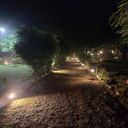 Pench Tiger Trails Resort Khawasa Exterior photo